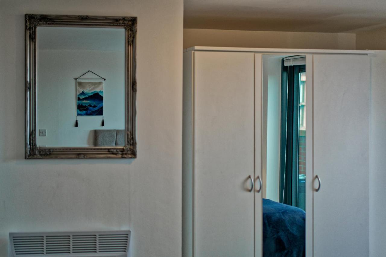 Sidemersey Livings- Convenient 1-Bedroom Flat With A View, Central Liverpool Exteriér fotografie